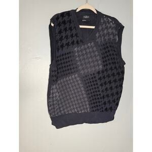 Marc Ecko houndstooth color blocking sweater vest grey and‎ black
